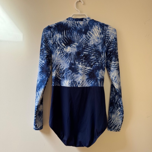 NWOT Lands' End Women's One Piece Rash-guard Swimsuit Sz. 8 - Picture 2 of 10